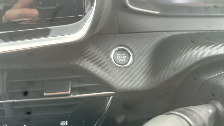 Peugeot 208 1.2 Hybrid 110 Allure 5dr e-DSC6 Petrol Hatchback